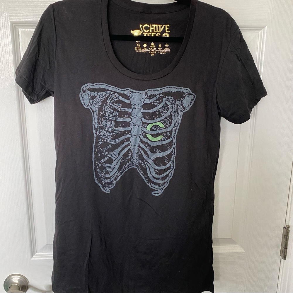 Chive Tees Shirt - Chicer at Heart Halloween - Size XL